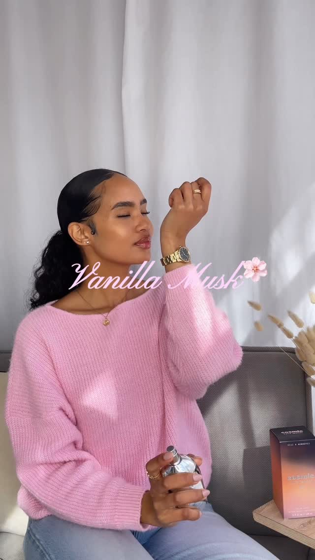 Instagram post by @tatummacalagh_ for Edgars. Caption reads: [...] 🌞💫 Now available at @edgarsbeauty 💖....