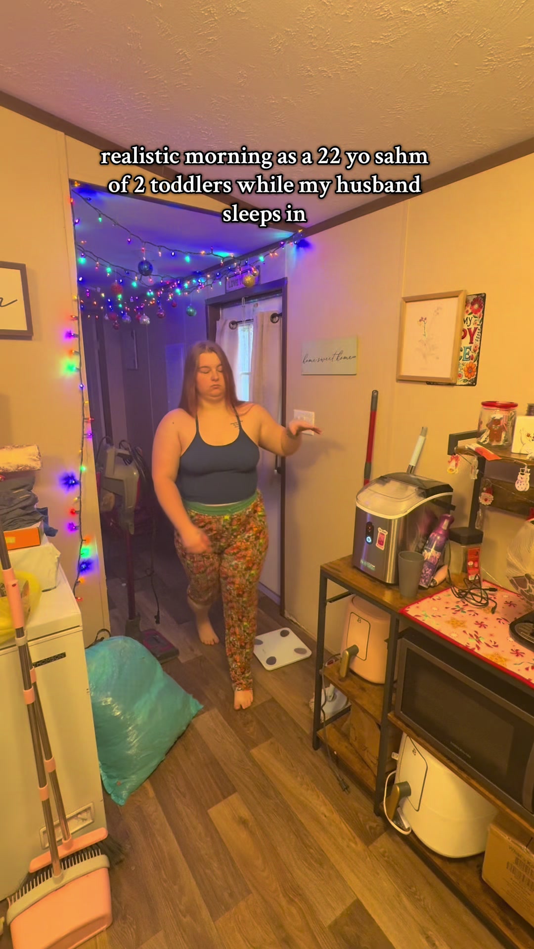 TikTok post by @lyvigaill for Clean Simple Eats. Caption reads: [...] #cleansimpleeeats #fridayspartner @Clean....