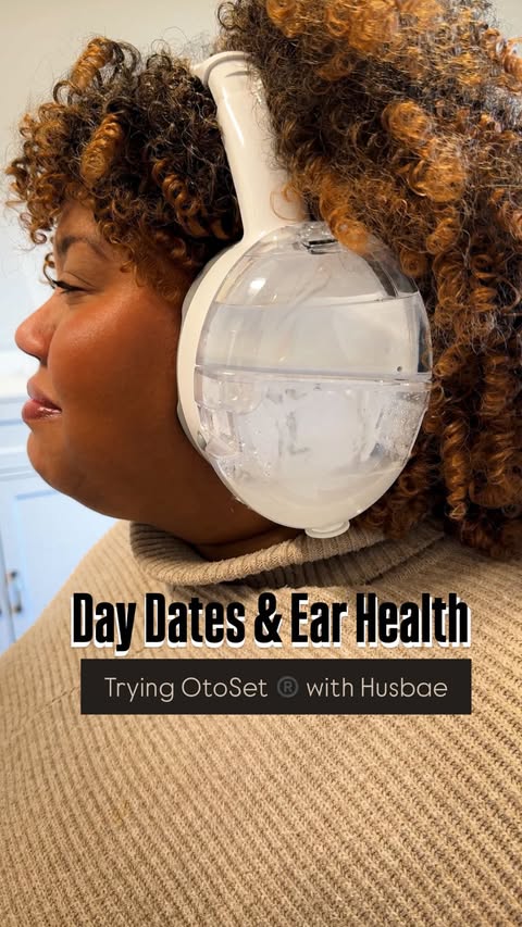 Instagram post by @eclectickurves for OtoSet. Caption reads: AD @tryotoset really said “Let us help clean out....