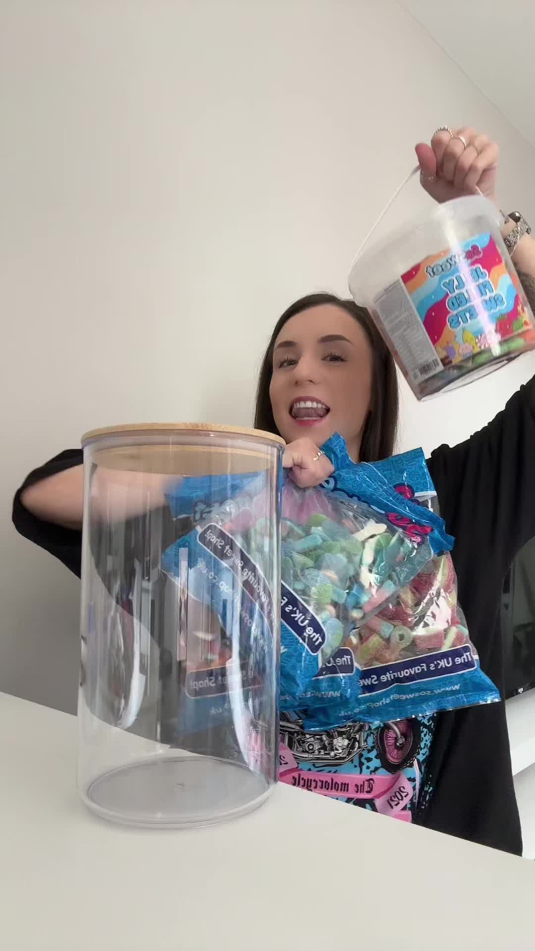 TikTok post by @chlosweetman for SoSweet. Caption reads: Making my boyfriend a sweet jar🍬 so sweet pulling....