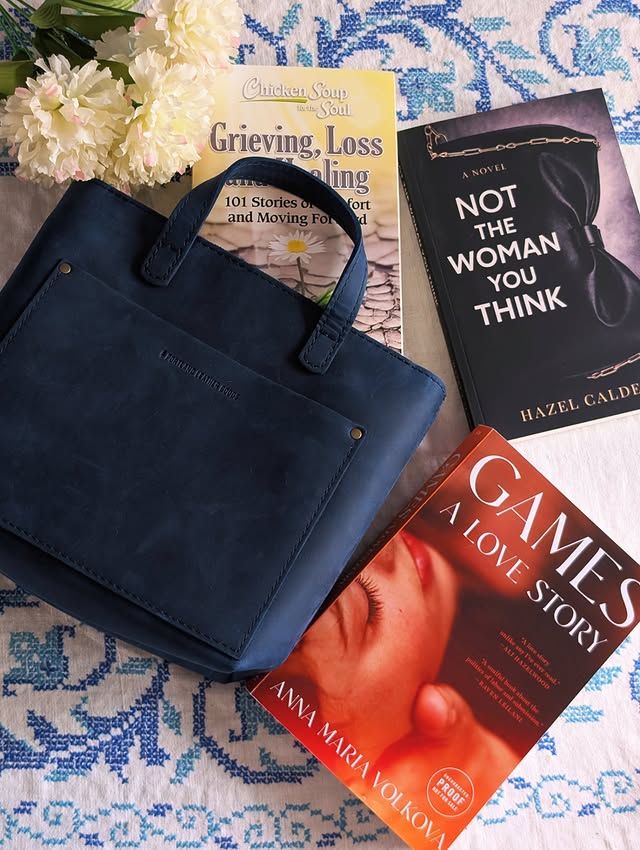 Instagram post by @hollylovesbooks1519 for HarperCollins. Caption reads: [...] Thank you, @williammorrowbooks....