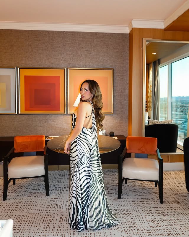 Instagram post by @sincerelyreneze for American Express. Caption reads: [...] As an eligible @AmericanExpress Platinum....