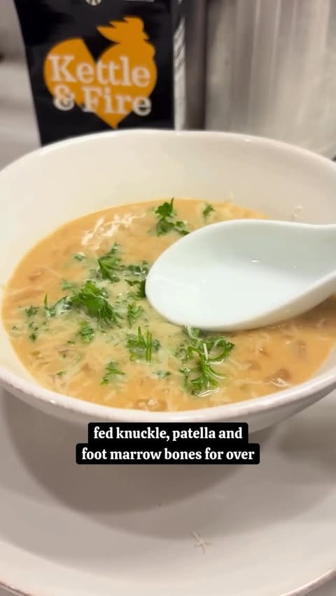 Instagram post by @myhealthforward for Kettle & Fire. Caption reads: Lemon rice soup using @kettleandfire! 

1. Chop....