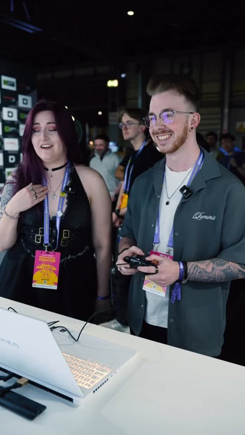 Instagram post by @mollipod.ttv for HyperX. Caption reads: [...] way more powerful than it looks. #omen....