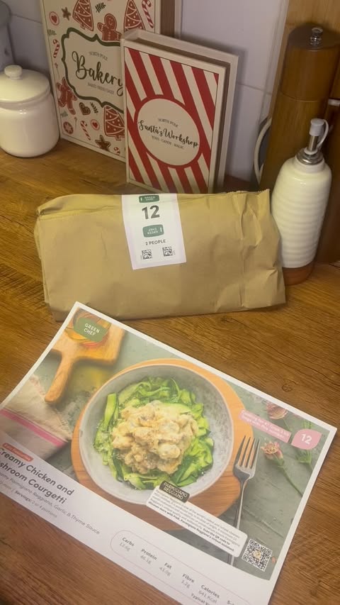 Instagram post by @_asmalltowngirl_ for Green Chef. Caption reads: Think this has to be the easiest @greenchef.uk....
