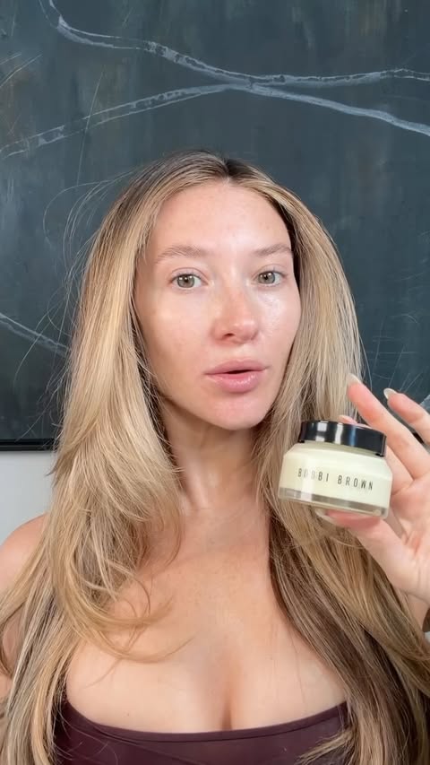 Instagram post by @makeupxka for Bobbi Brown Cosmetics. Caption reads: They really outdid themselves with this one!!!!!....