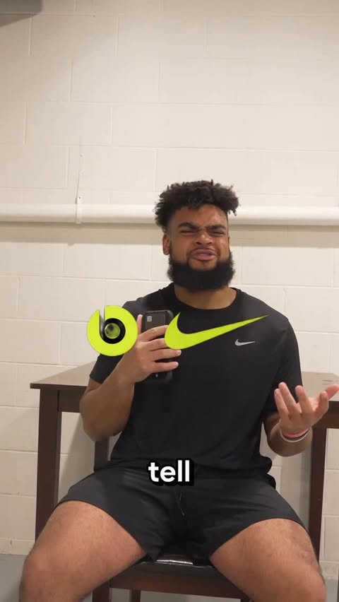Instagram post by @sea76n for Beats by Dre. Caption reads: [...] the future on #teamnike ‼️ @nike @beatsbydre.
