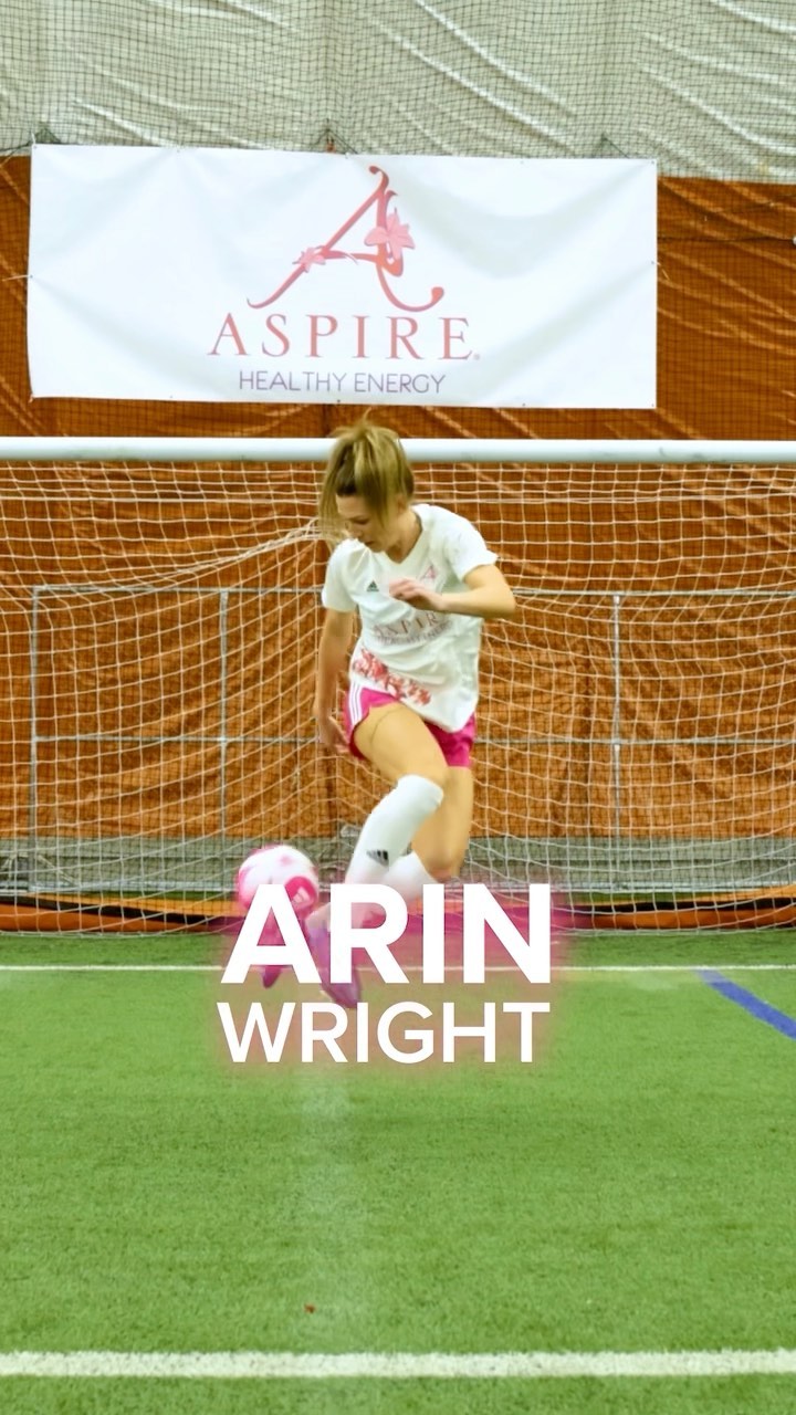 Instagram post by @agilli16 for Aspire Drinks. Caption reads: Stoked to partner with @aspiredrinks for my summer....