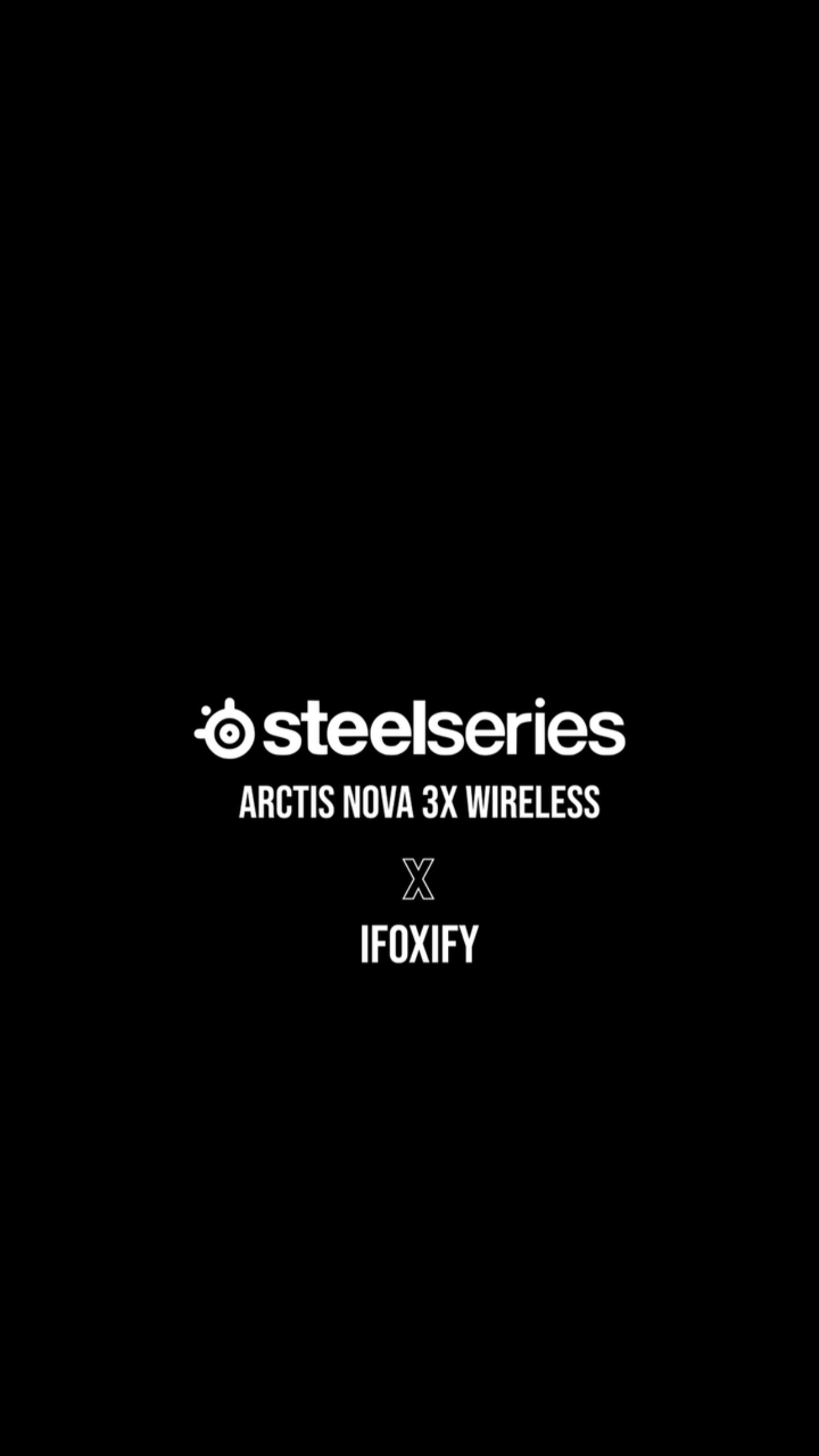 Instagram post by @ifoxify_ for SteelSeries. Caption reads: “Nu vă supărați, pe negru aveți?” Avem! Avem și pe....