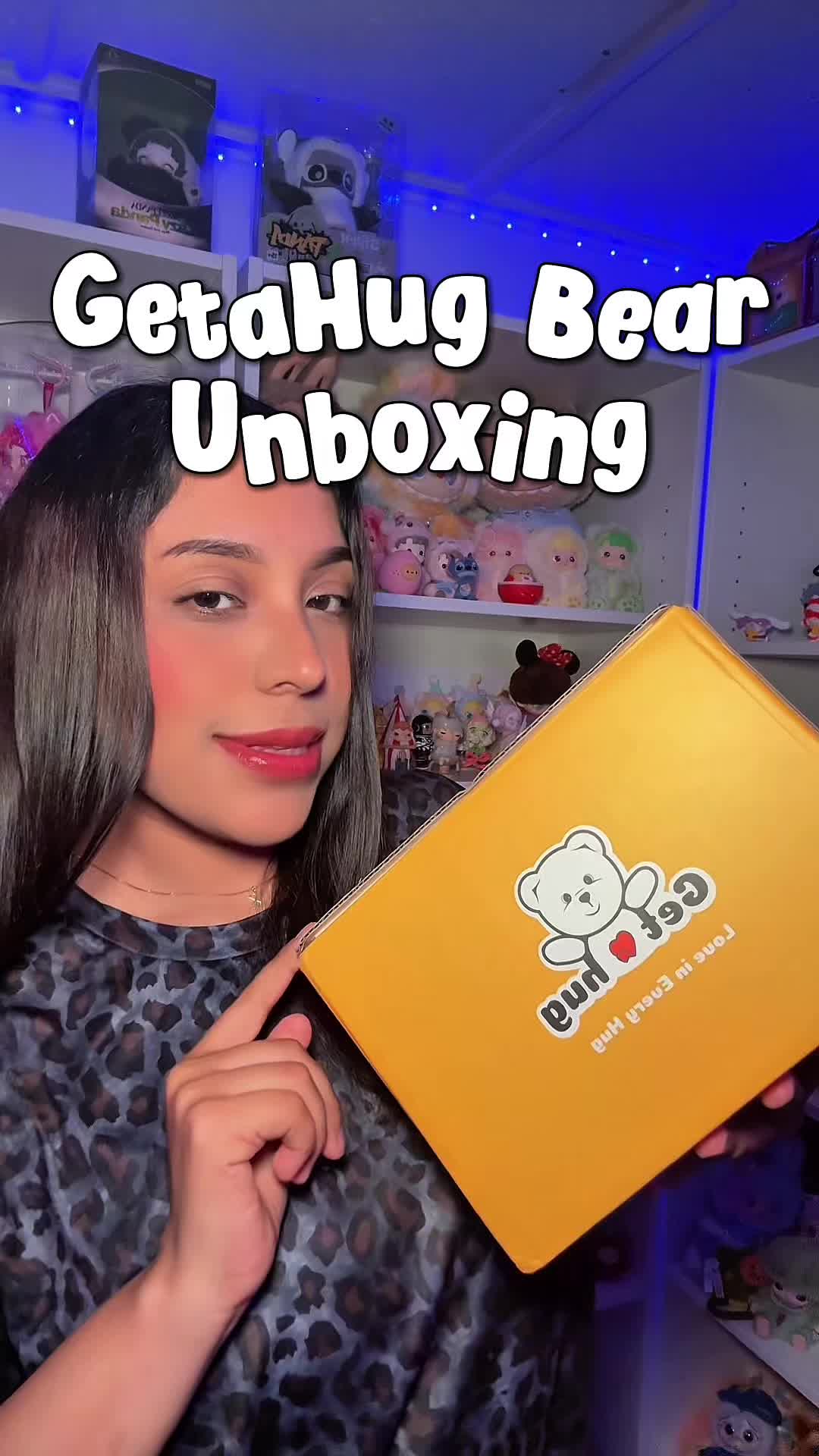 TikTok post by @gisellethomass for Getahug. Caption reads: [...] cheeks on this bear?? I’m OBSESSED 😭💗....