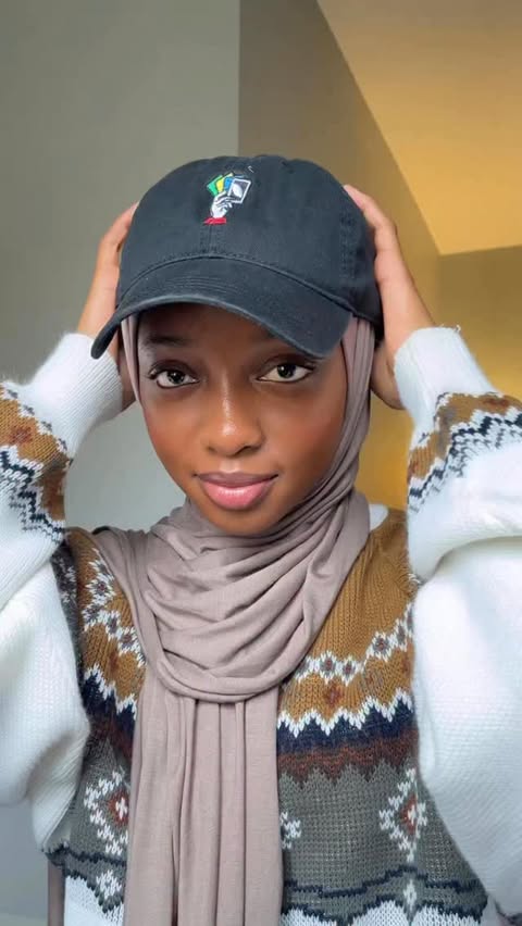 Instagram post by @lovenabeelah for Unobravo. Caption reads: Thank you @uno @mattel ❤️ #prpackage #prunboxing....