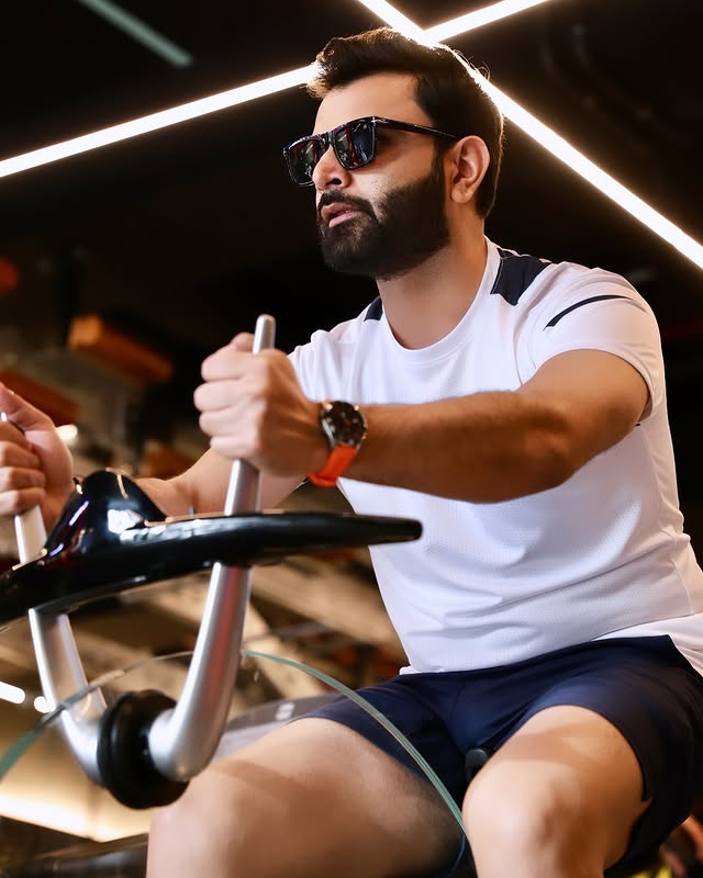 Instagram post by an influencer for TISSOT. Caption reads: [...] my cycling goals with the Tissot T-Touch....