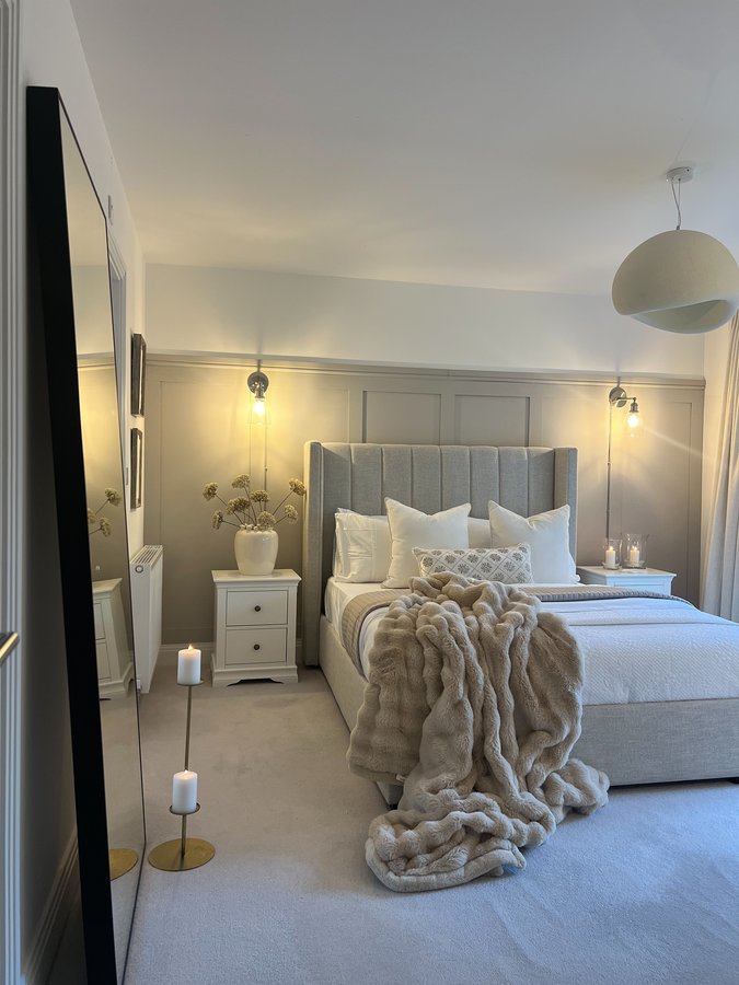 Instagram post by @homewith.mir for Hampton and Astley. Caption reads: [...] ✨

Ad| I am obsessed with my....