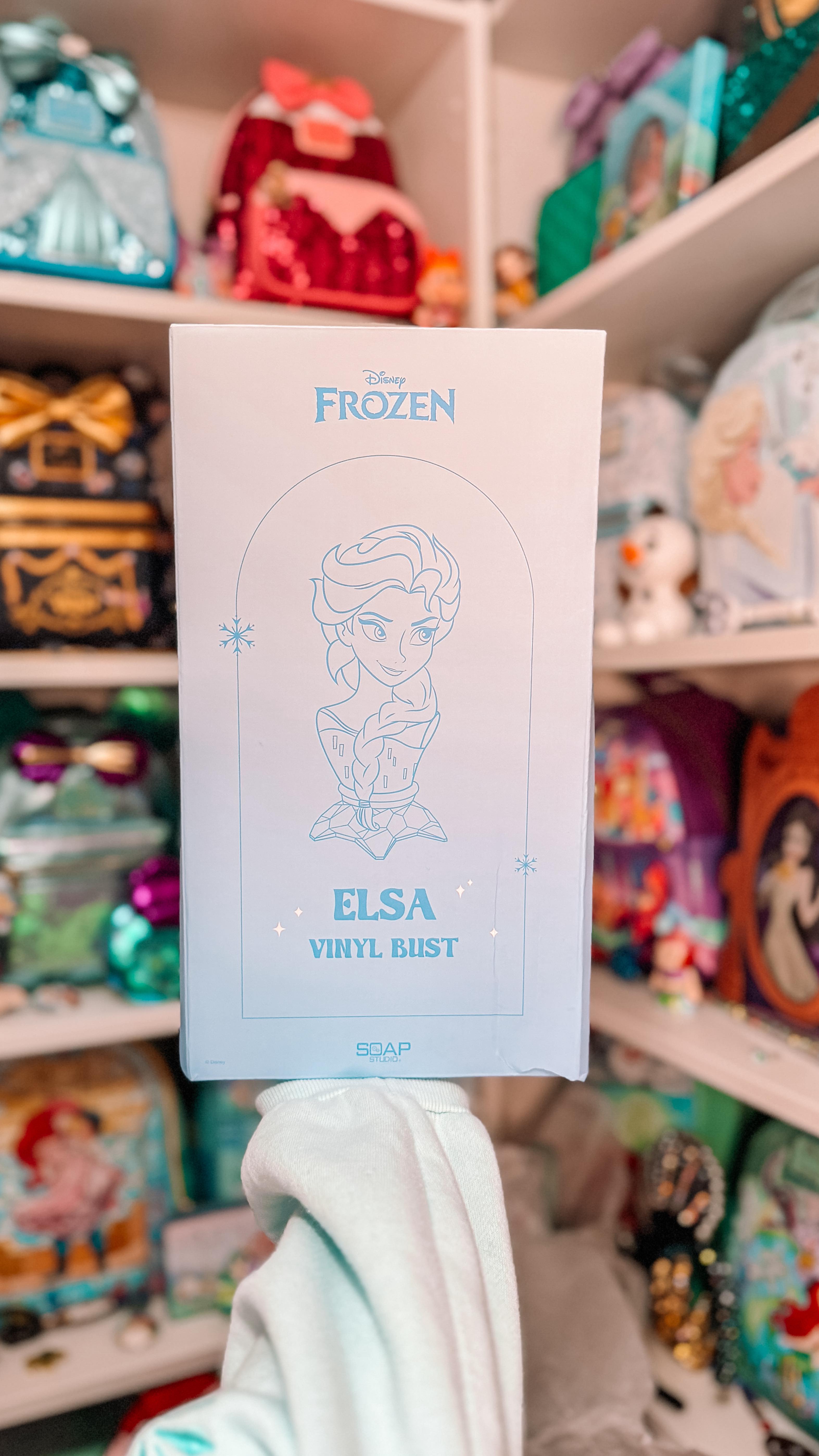 Instagram post by @hannahenchanted for Zavvi. Caption reads: [...] | 𝔸𝕕 𝔾𝕚𝕗𝕥𝕖𝕕❄️🩵

The amazing....