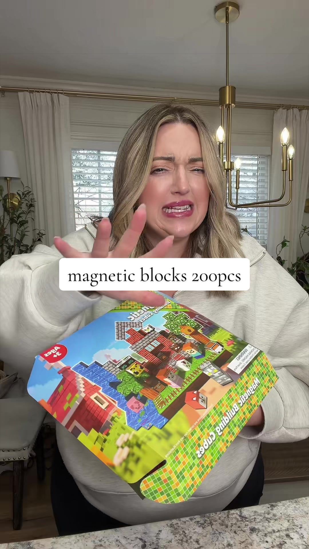 TikTok post by @lbscakes_ for Magnetopia. Caption reads: magnetic blocks 200pcs 💁‍♀️🧸🎀✨ @Magnetopia....