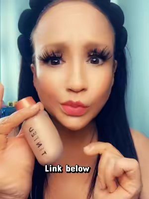 TikTok post by @vanessagoeslive2.0 for LIVE TINTED. Caption reads: [...] Fresh, hydrated and GLOWING. 💧✨ @Live....
