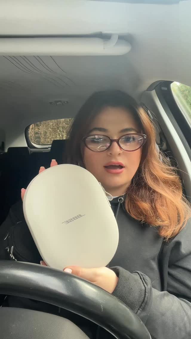 Instagram post by @dani_b_unfiltered for Argos. Caption reads: Thank you so much @argos for the headphone....