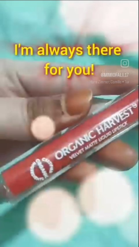 Instagram post by @mimiofali_17 for Organic Harvest. Caption reads: Can we take a moment for this Organic Harvest....