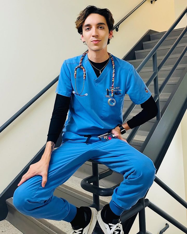 Instagram post by @garryrt for MDF Instruments. Caption reads: [...] GIVEAWAY! 🥳🩺 

Partnering with....