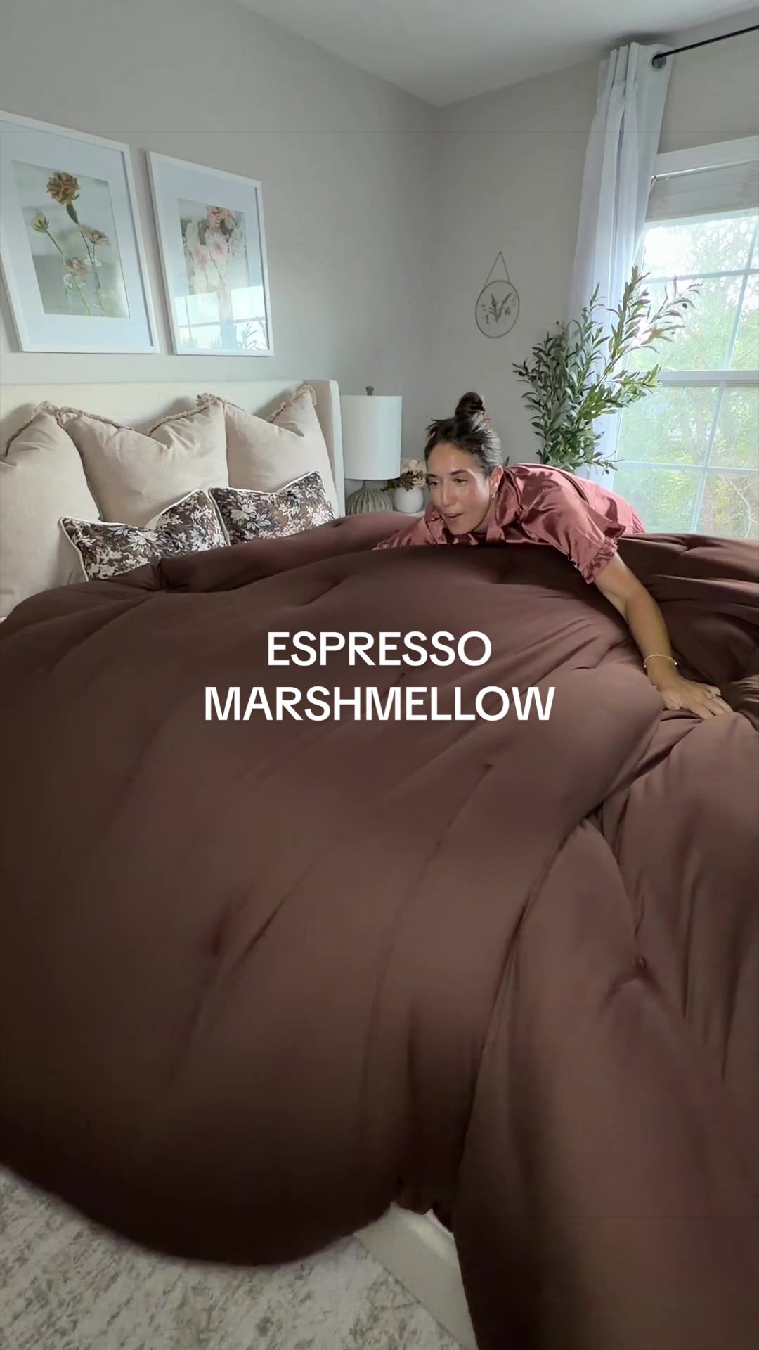 TikTok post by @jess.favoritefinds for Mellow Sleep. Caption reads: [...] for whichever mood you’re in @Mellow Sleep....