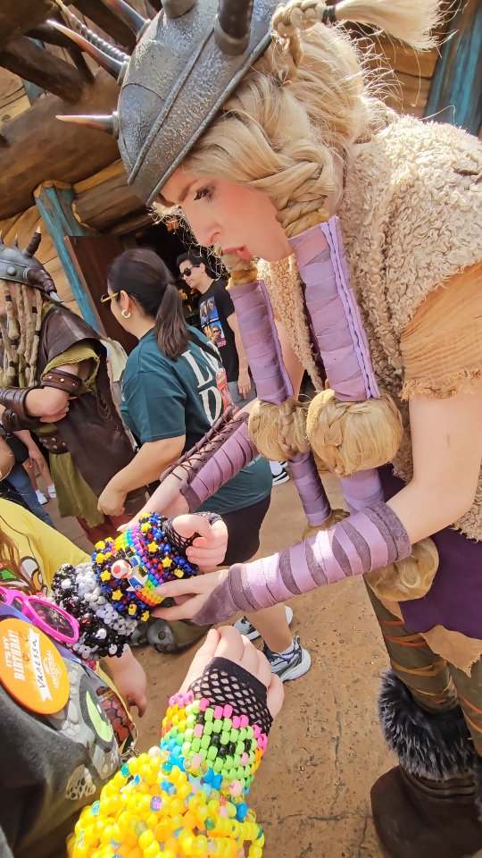 Instagram post by @epicfamilyquests for DreamWorks. Caption reads: I think Ruffnut needs kandi bracelets (cuffs) now....