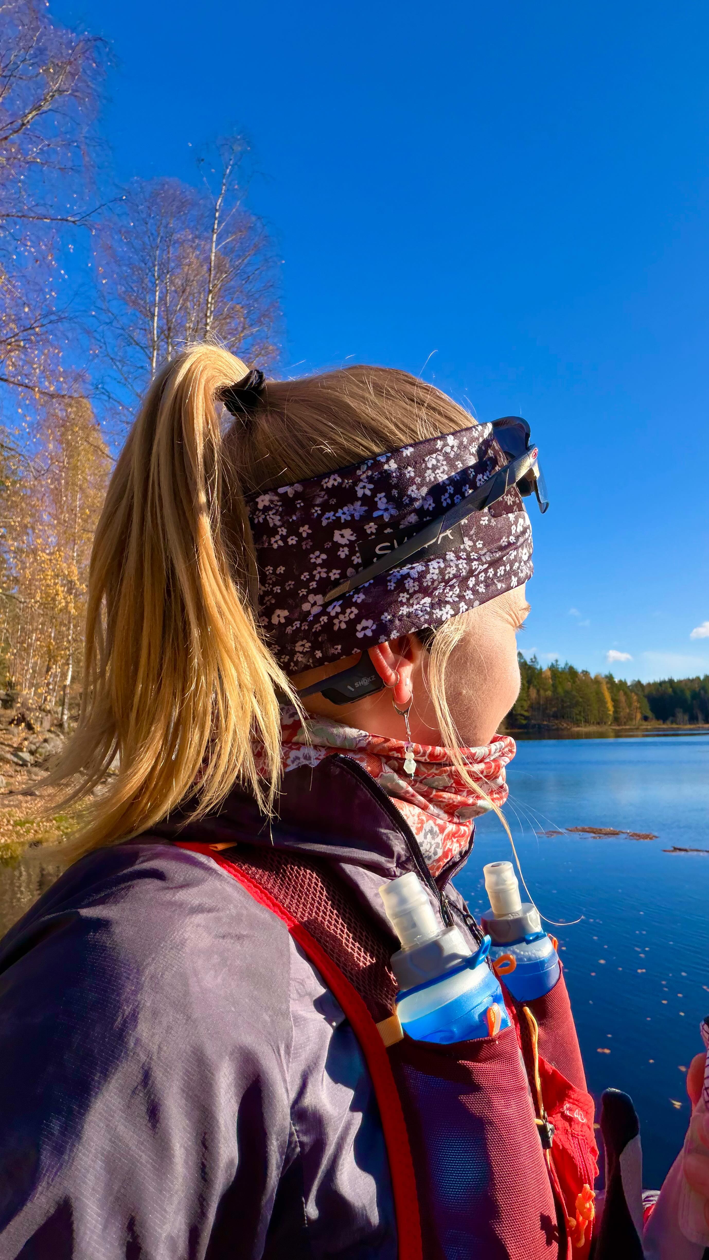 Instagram post by @sophialaukli for Shokz. Caption reads: GIVEAWAY time !! 🌟

I’ve partnered with @shokzusa....