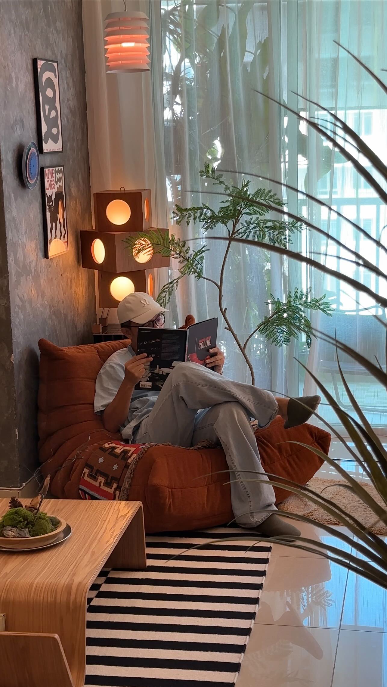 Instagram post by @felmiirwan for Residence Supply. Caption reads: [...] stunning Akwida wooden lamp from....