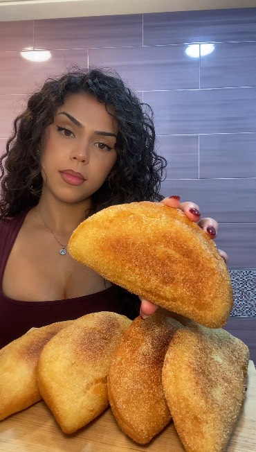 Instagram post by @fefaechevarria_ for Herboxa. Caption reads: [...] con Italia🇮🇹 es una fantasía!! 
Publi....