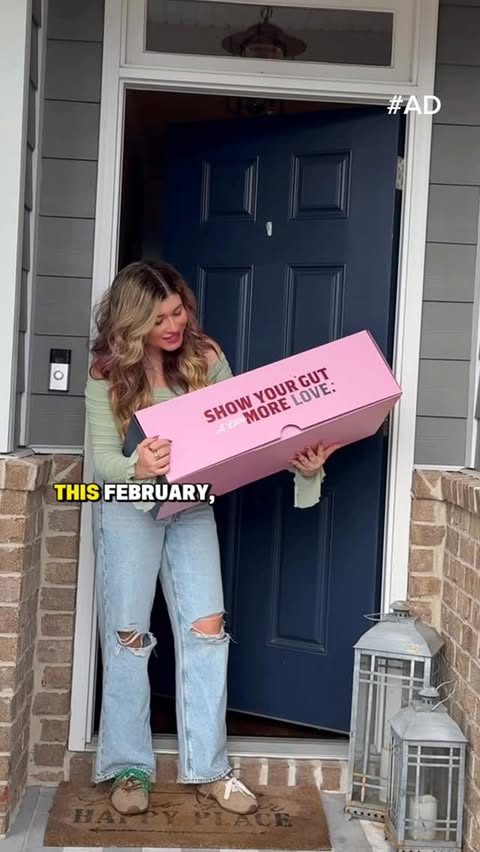 Instagram post by @the_mediterranean_chick for Quaker Oats. Caption reads: [...] life 💛 Keeping it simple over here — Quaker....