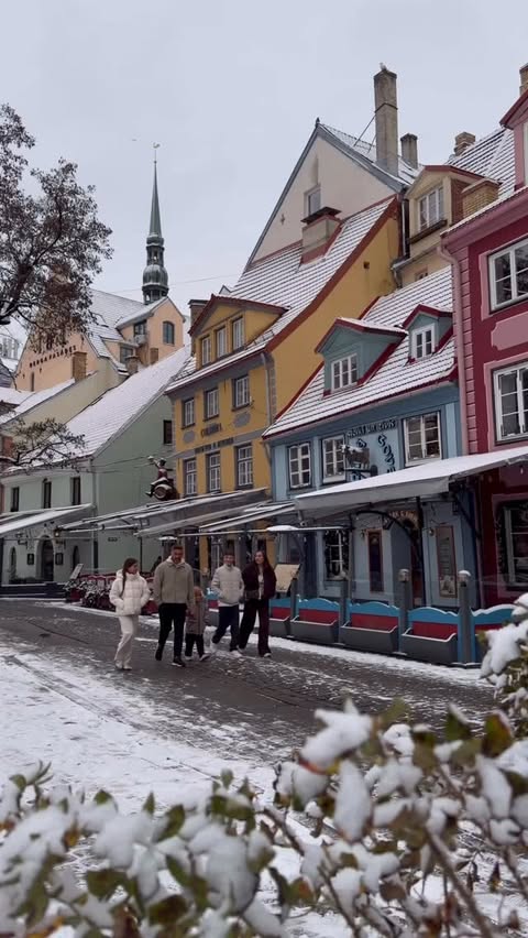 Instagram post by @traveltheworldfamily for Radisson. Caption reads: [...] explorers, big Baltic adventures 🤍 At....