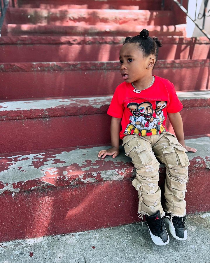 Instagram post by @coolkidkaid for DopeSkill. Caption reads: Happy Memorial Day Insta Fam 🫵🏽❤️

JEANS:....