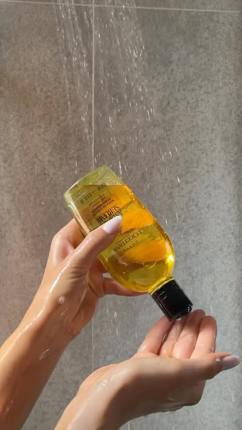 Instagram post by @gretalouisetome for L'OCCITANE en Provence. Caption reads: never underestimate the power of smelling really....