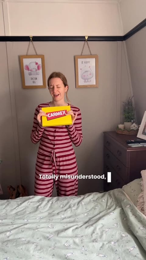 Instagram post by @samanthaproudmama for Carmex. Caption reads: [...] feeling joy 🫶🏻 Special thank you to....