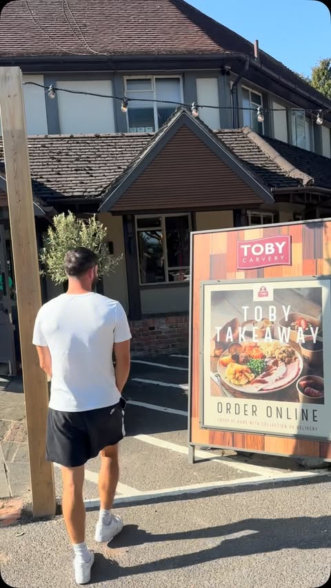 Instagram post by @mitchsercombe for Toby Carvery. Caption reads: me and the team smashed an unlimited @tobycarvery....