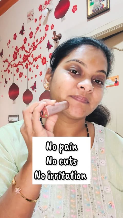 Instagram post by @glamyourgripbybindu for AGARO Lifestyle. Caption reads: [...] Now from @amazondotin 

#AD....