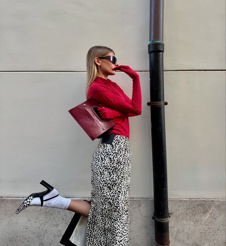 Instagram post by @yungsveva for MAX&Co.. Caption reads: Lady 🐞 @maxandco #adv.
