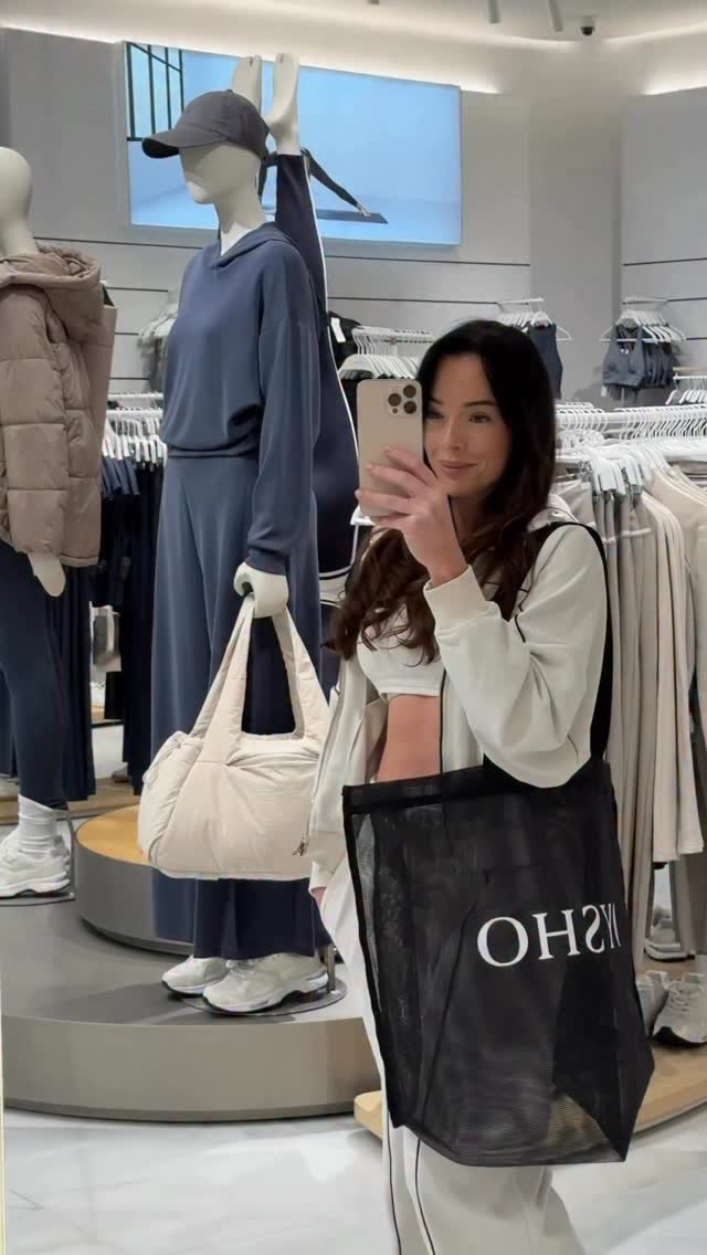 Instagram post by @nicolealexandrapilates for Oysho. Caption reads: [...] happy to announce my partnership with @oysho....