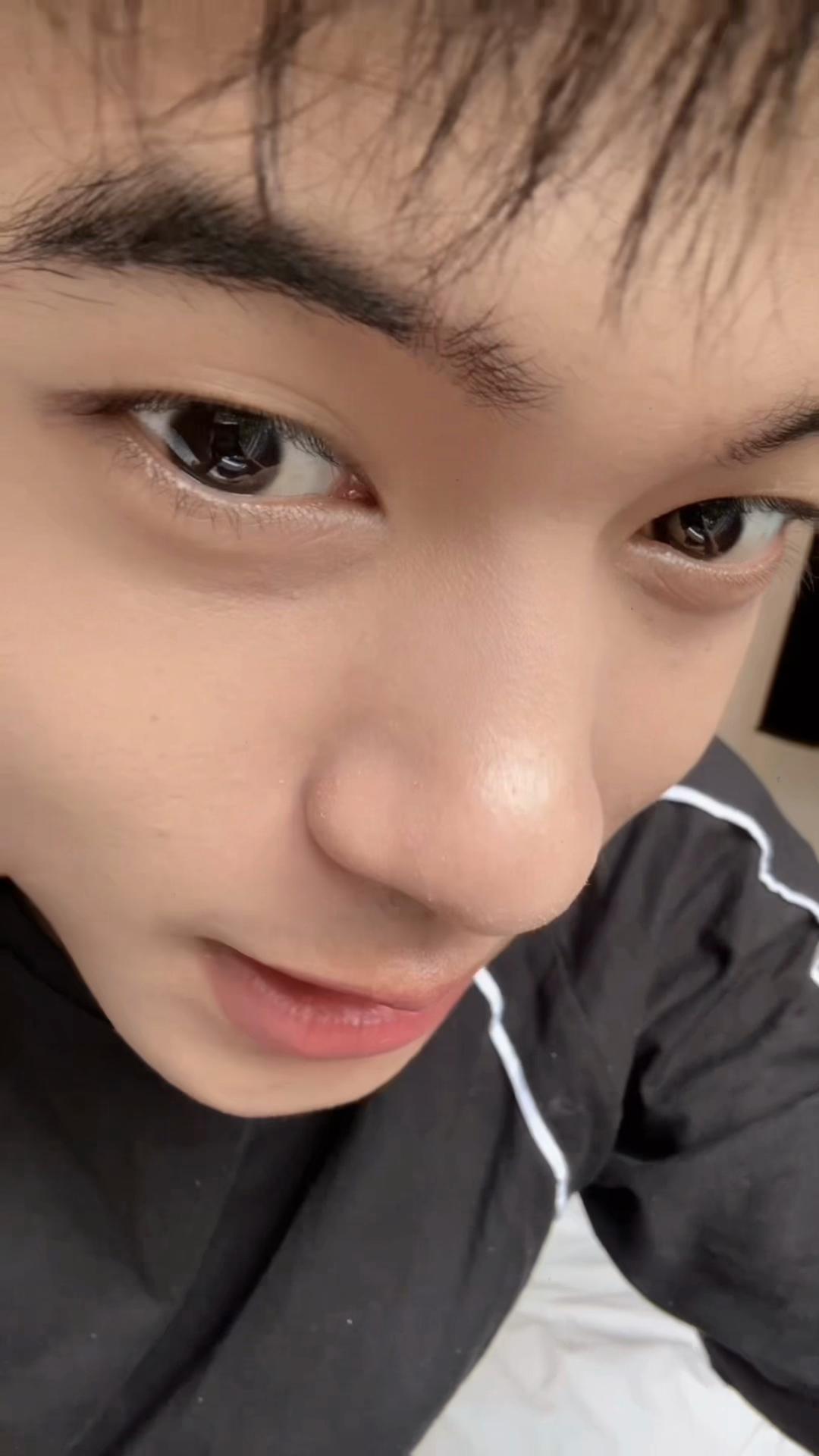 TikTok post by @myonly_rell for Metooo. Caption reads: @Metoo Beauty trik nih buat gigi sensitif & nafas....