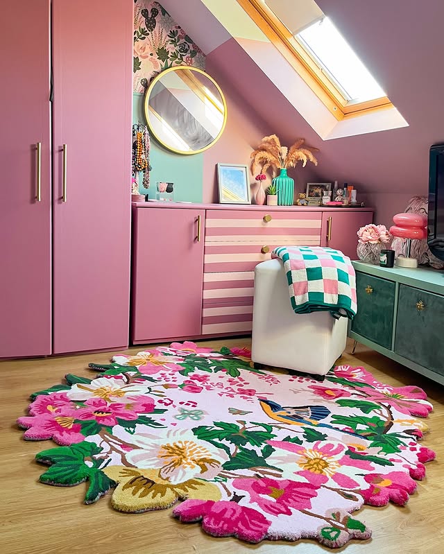 Instagram post by @hilaryscolourfulhome for Maia Homes. Caption reads: Ad.I This corner of my bedroom has always felt....