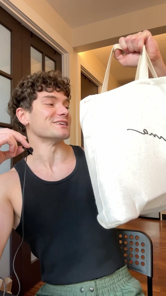 Instagram post by @treedfl for WILHELMINA. Caption reads: [...] crazy NYFW gifting courtesy of....