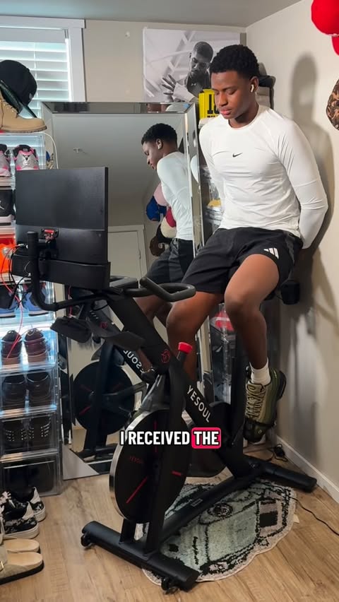 Instagram post by @vicar_grammm for YESOUL FITNESS. Caption reads: YESOUL G1M Plus Max explores diverse delights with....