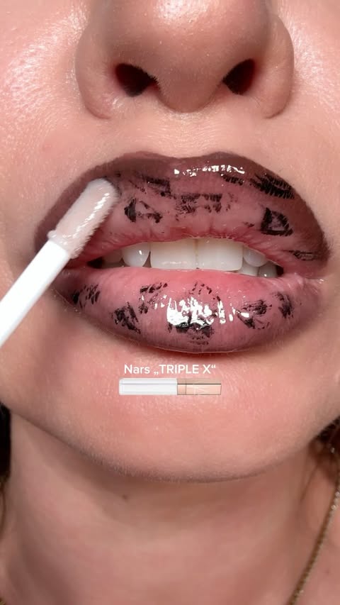 Instagram post by @lifetimemiri for NARS Cosmetics. Caption reads: ad; Leopard Lips @narsissist 🐆.