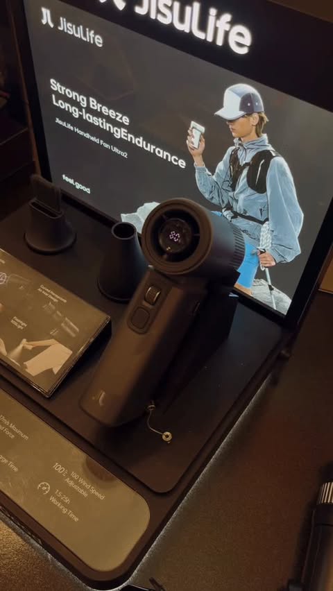 Instagram post by @imstevewndr for Jisulife. Caption reads: [...] breeze to your loved ones with the JisuLife....