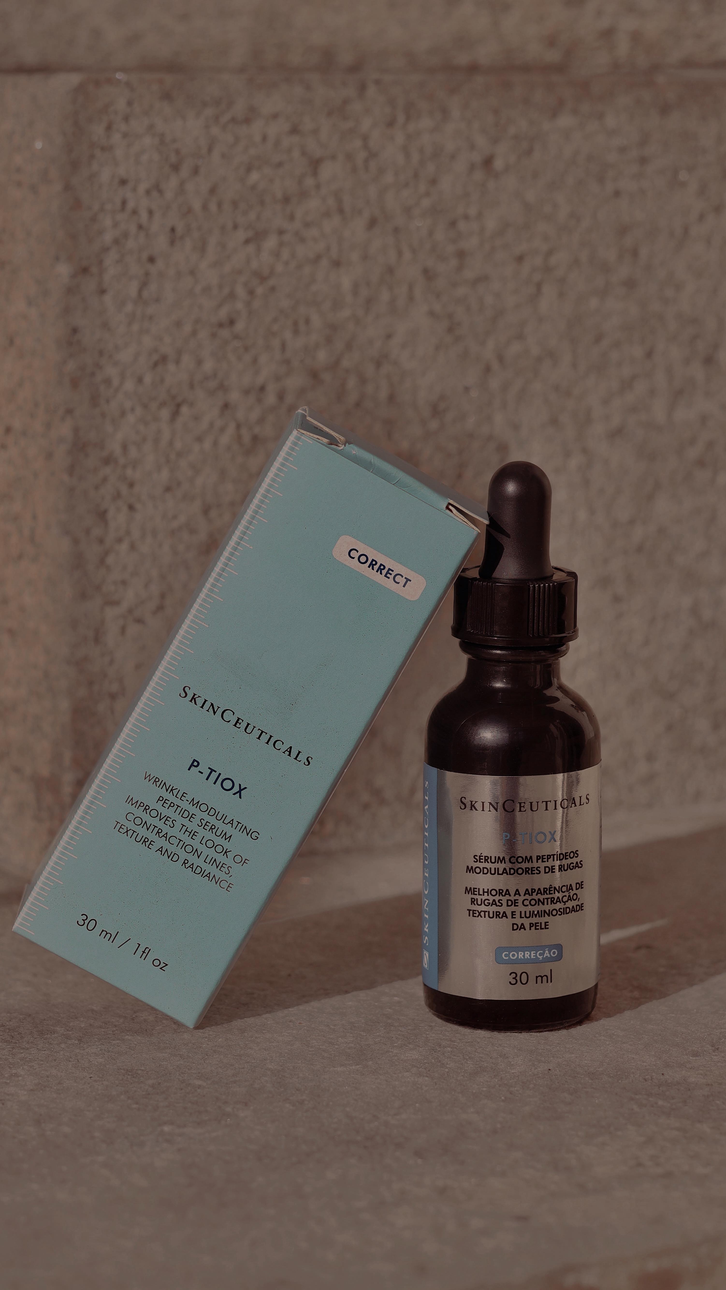 Instagram post by @fefaleiro for SkinCeuticals. Caption reads: ✨ Comecei a testar um sérum que tem uma proposta....