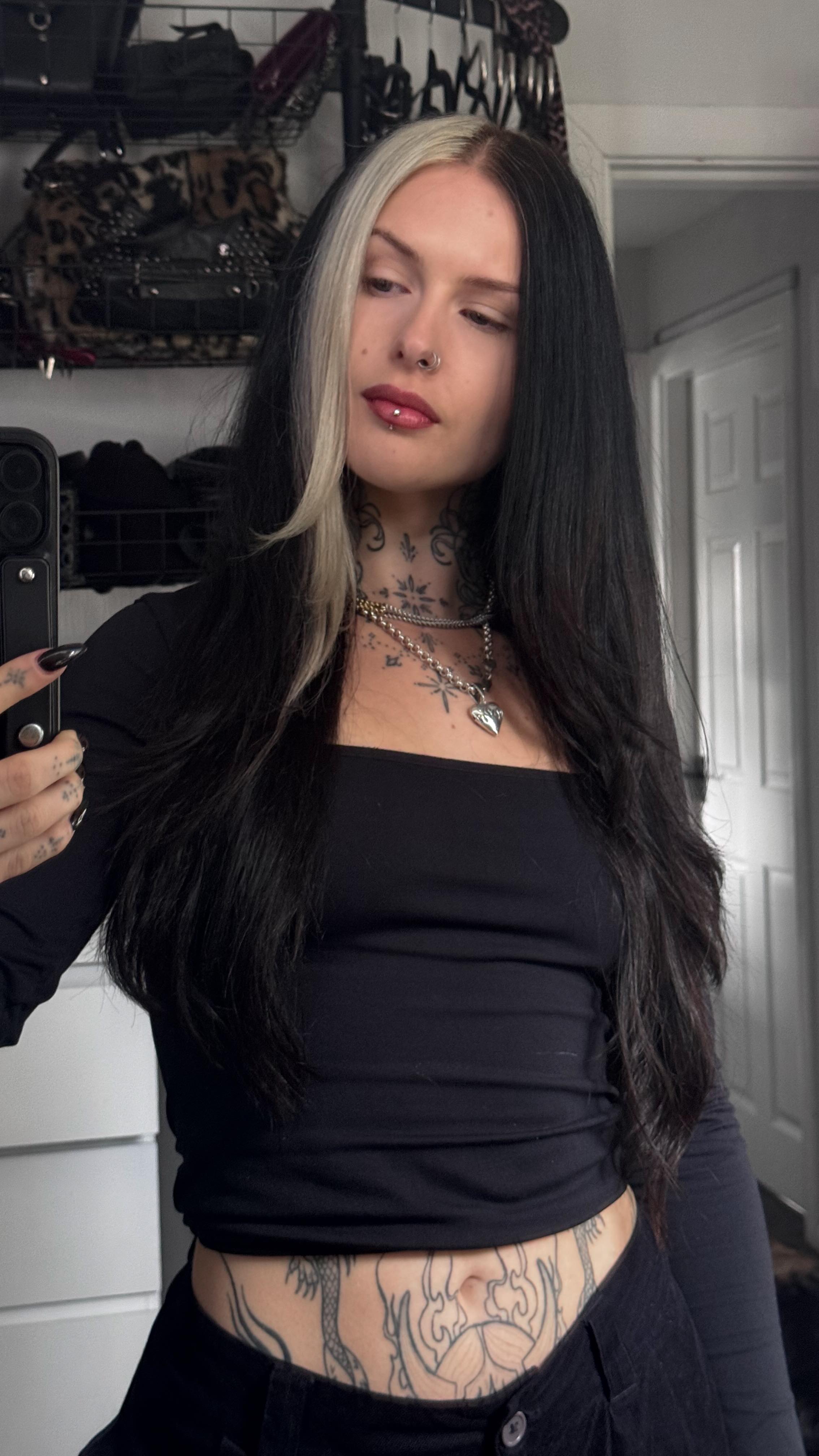 Instagram post by @izzysiim for Color Wow Hair. Caption reads: Ok @sharkbeautyuk *gifted 

Honestly, I was super....