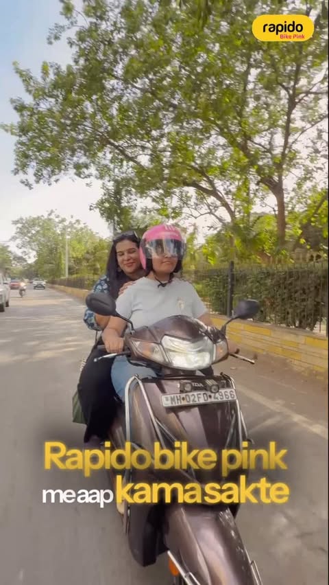 Instagram post by @mumbaifoodjunkie for Rapido. Caption reads: [...] next income stream too 😍🙌🏻🛵 With Rapido....