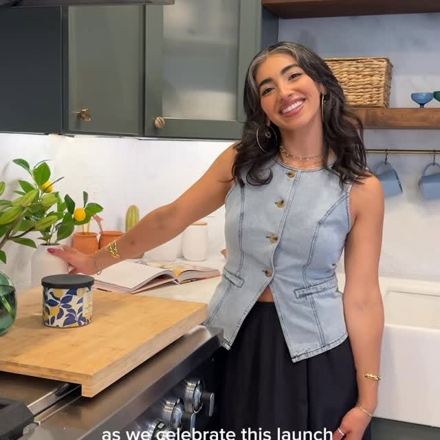 Instagram post by @classycasita for Apartment Therapy. Caption reads: Come with me to the Mainstay Mujeres event with....