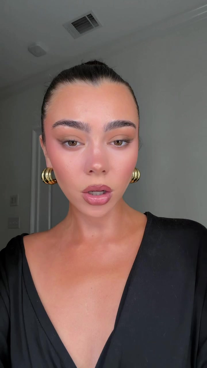 TikTok post by @alliehorta for Anastasia Beverly Hills. Caption reads: [...] to say these won’t be budging @Anastasia....