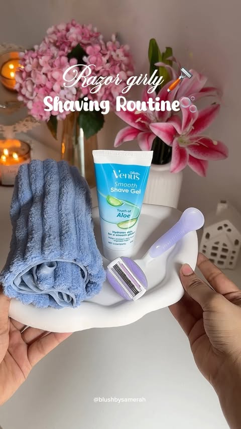 Instagram post by @blushbysamerah for Gillette Venus. Caption reads: [...] #MyntraBeauty #HaulwithHaulPack....