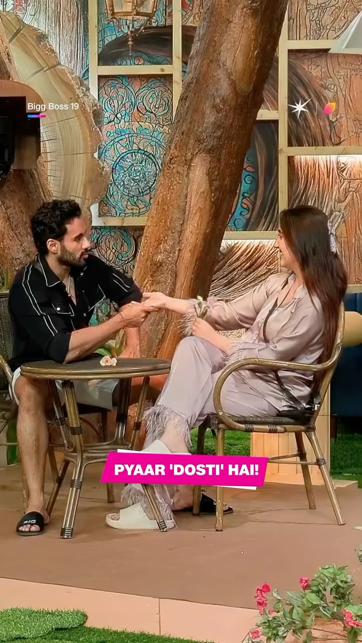 Instagram post by @humarabajaj24 for JioCinema. Caption reads: Abhishek aur Ashnoor ki chemistry is no more a....